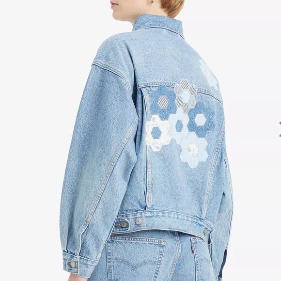 Levi’s Geo Florals Patchwork Trucker Denim Jacket - Picture 4 of 7
